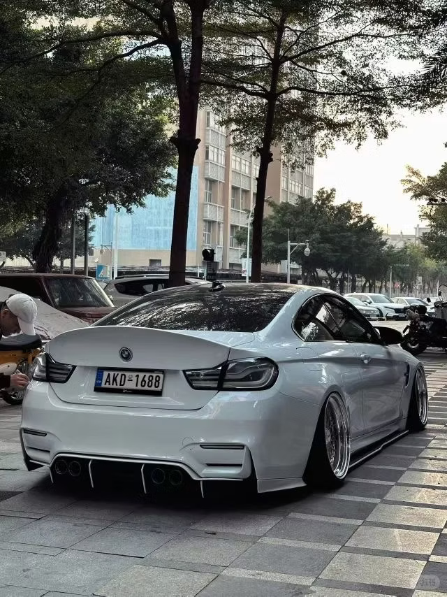 F82 M4 LCI Clear Style Taillights - BMW F82 F83 M4 F32 F33 F36 4-Series