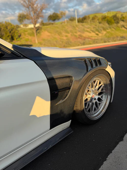 Carbon Fiber Vented Fenders - BMW F80 M3 | F82 M4